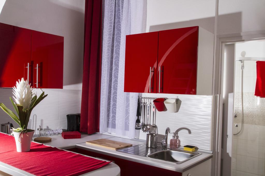 Kalman Apartman Budapest Chambre photo